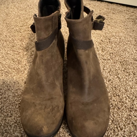 Keen Dark Brown Ankle Boots - Picture 1 of 4